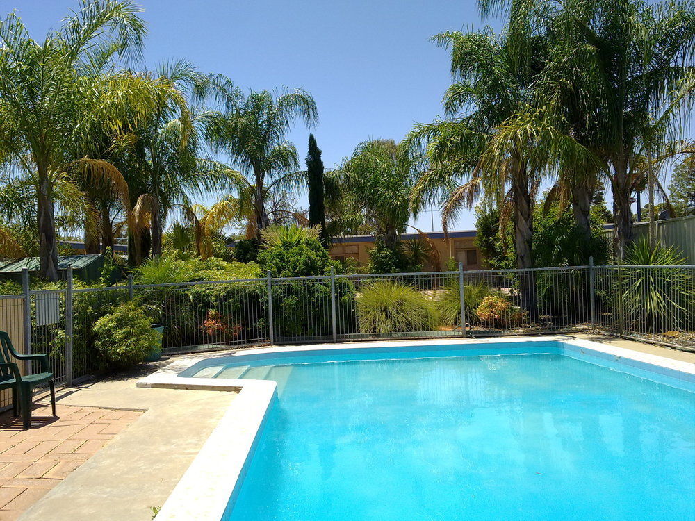 Renmark Motor Inn Extérieur photo